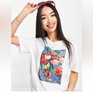 NWT- MONKI BCI ART PRINT T-SHIRT size-S w SHORT SLEEVE on WHITE